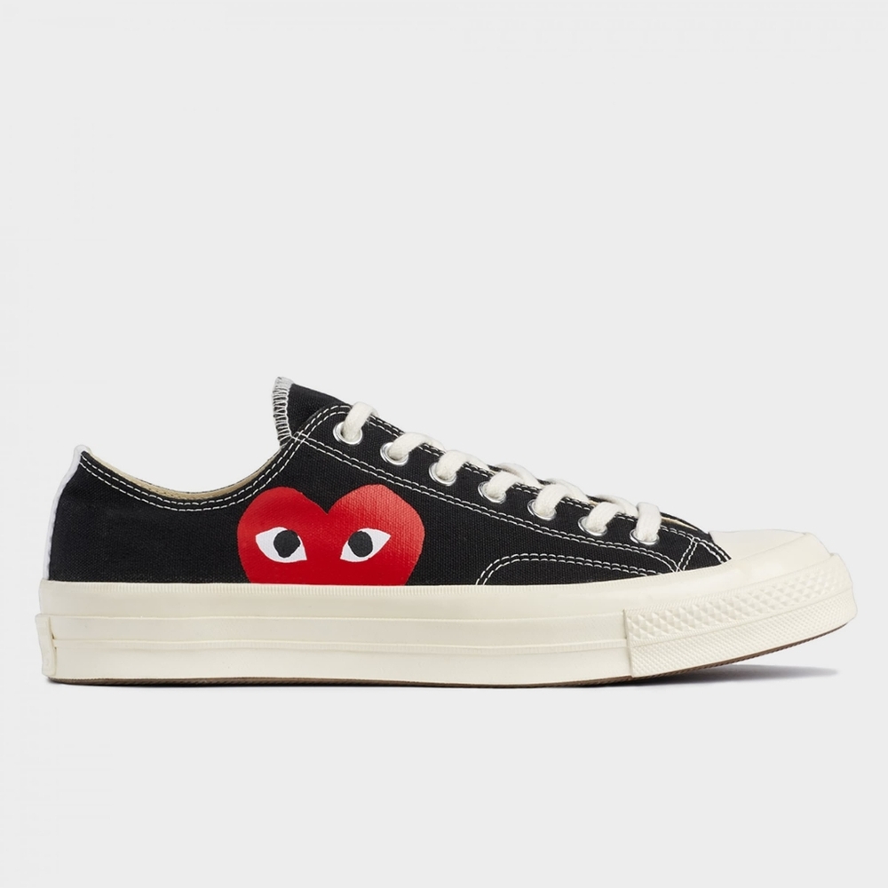 Comme des Garcons PLAY x Converse Chuck Taylor All Star One Heart Low Top Wms 8